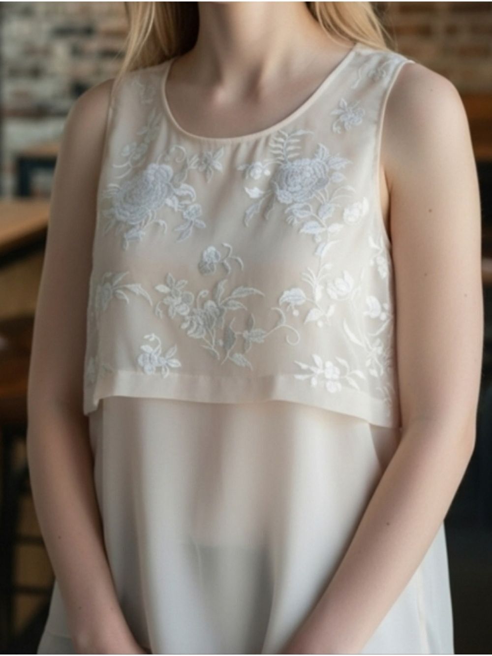 XS • Club Monaco • Lenora Ivory Cream Floral Embroidered 100% Silk Blouse